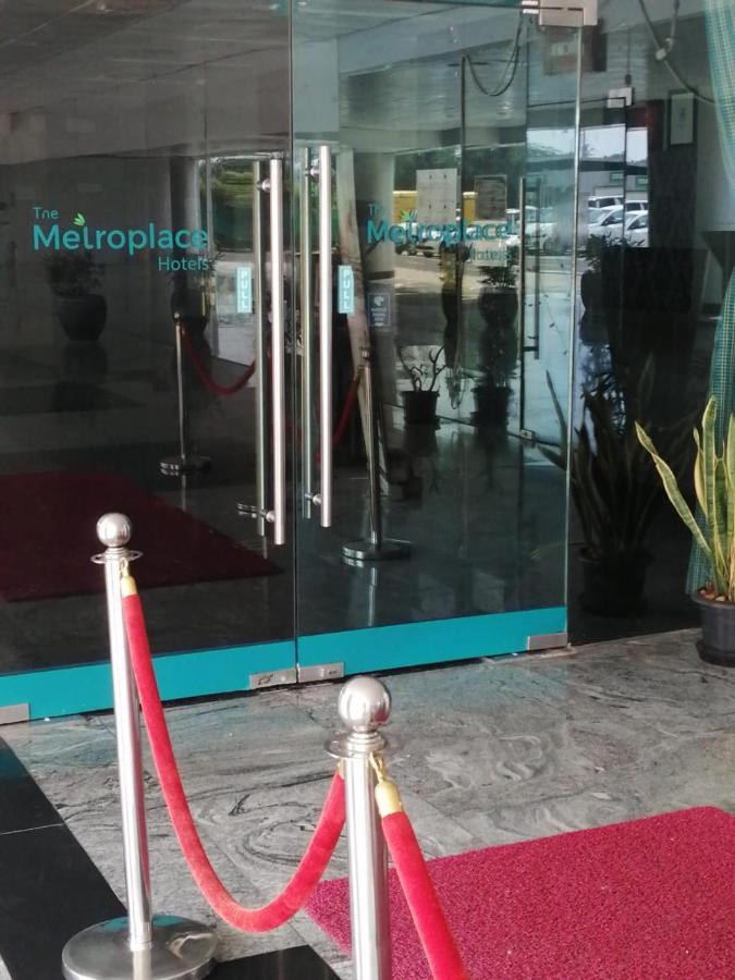 צ'נאי The Metroplace Hotels Inside Ascendas It Park Taramani מראה חיצוני תמונה